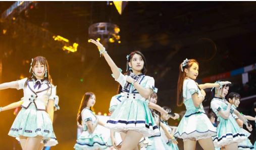 SNH48总决选收入过亿的背后：粉丝为王的甜蜜与危险