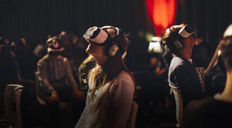 《头号玩家》爆了，中国的VR电影能借机火一把吗？
